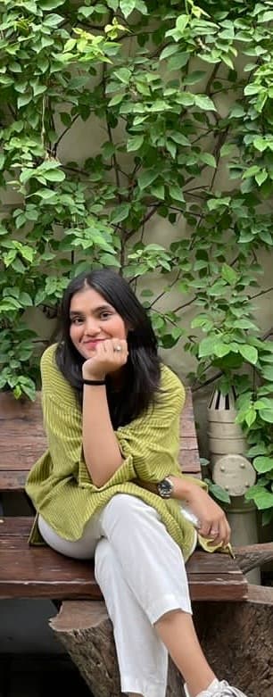 Isna Nadeem
